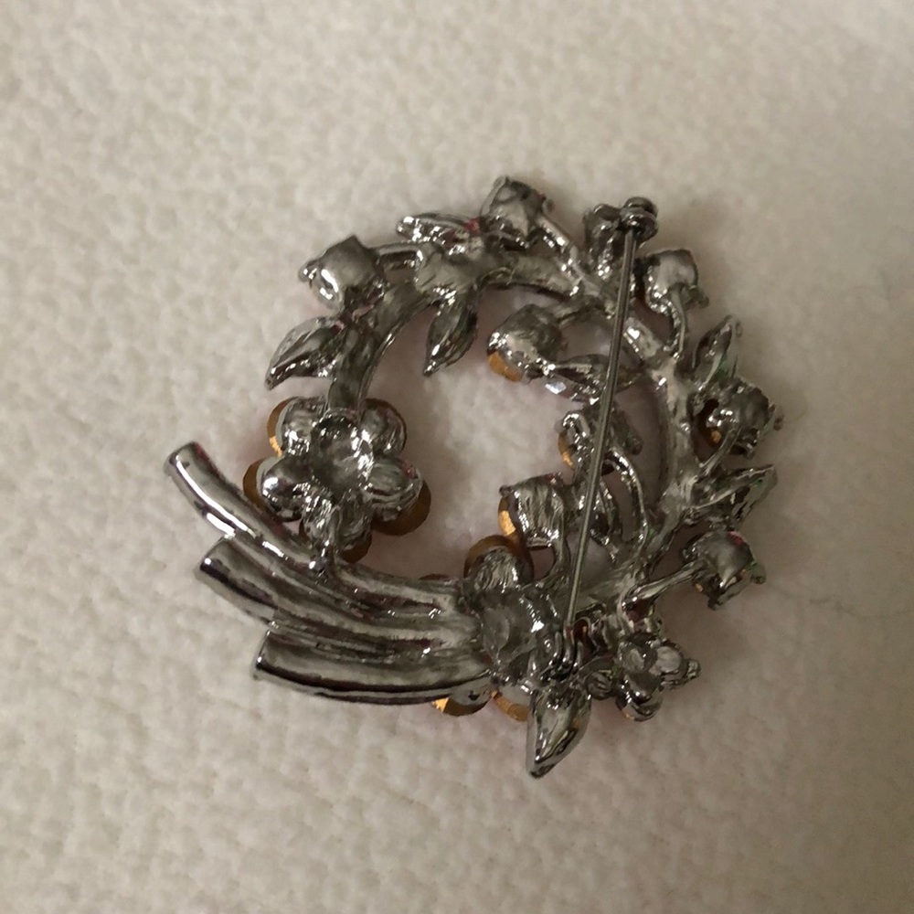 Beautiful pin - Picture 4 of 4